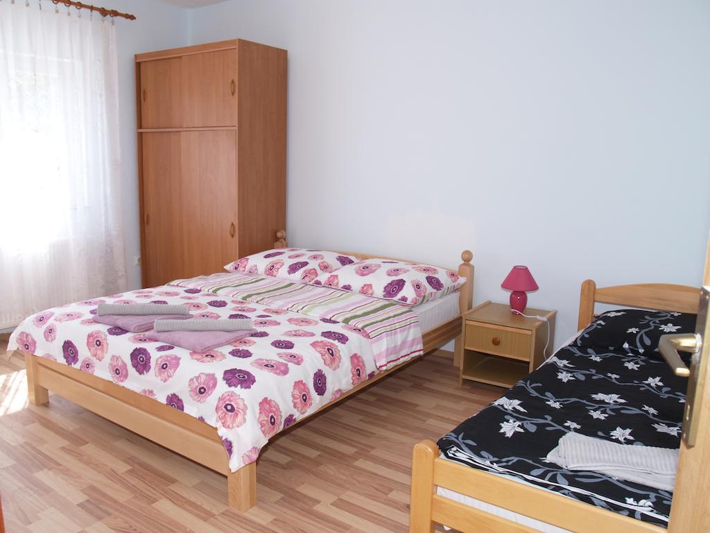 Rooms Zigic Korenica Exterior photo